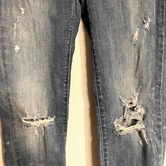 Judy Blue JB8273MD Women's Relaxed Fit Straight leg Distressed Jeans size 9/29 - Picture 3 of 11